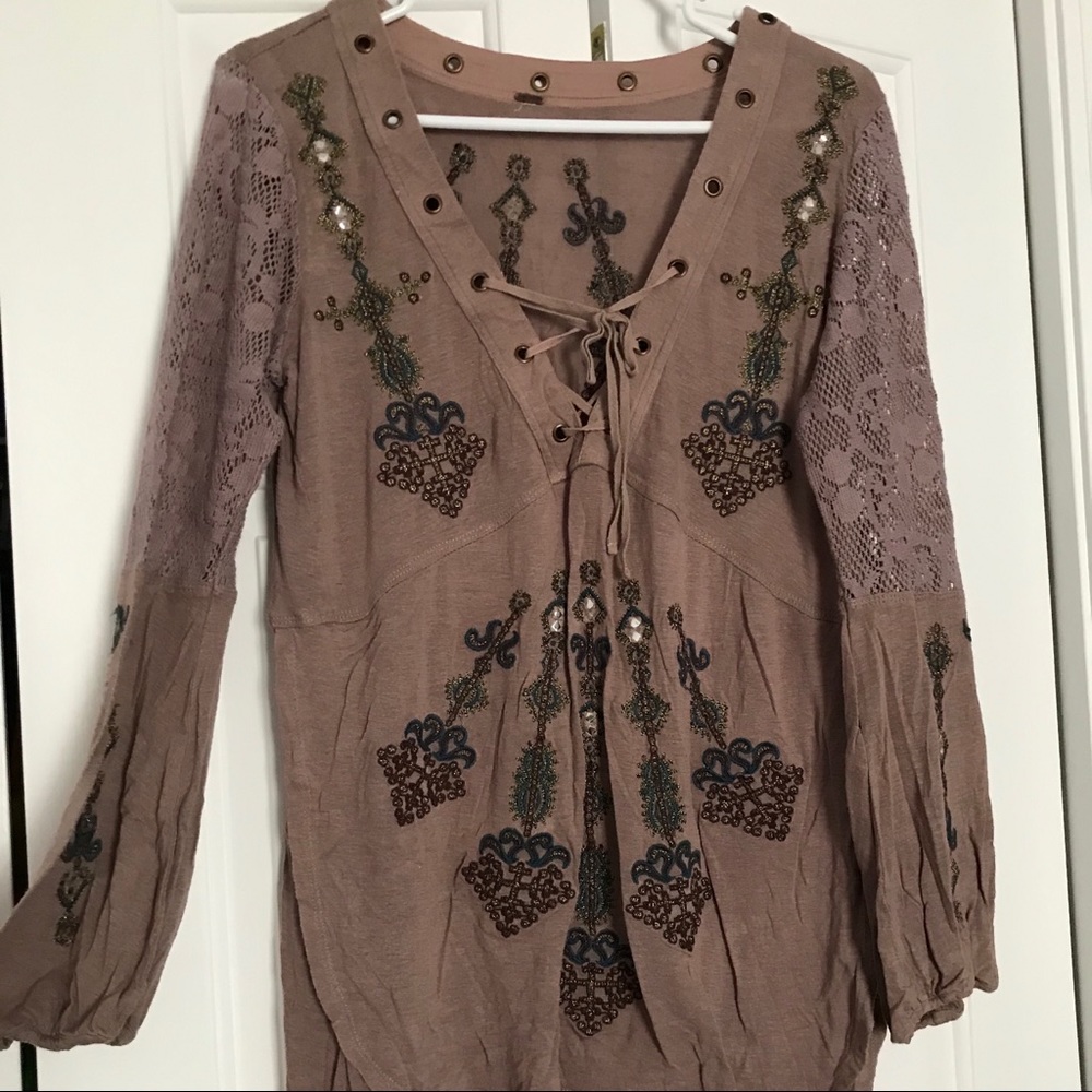 Long sleeved dressy shirt